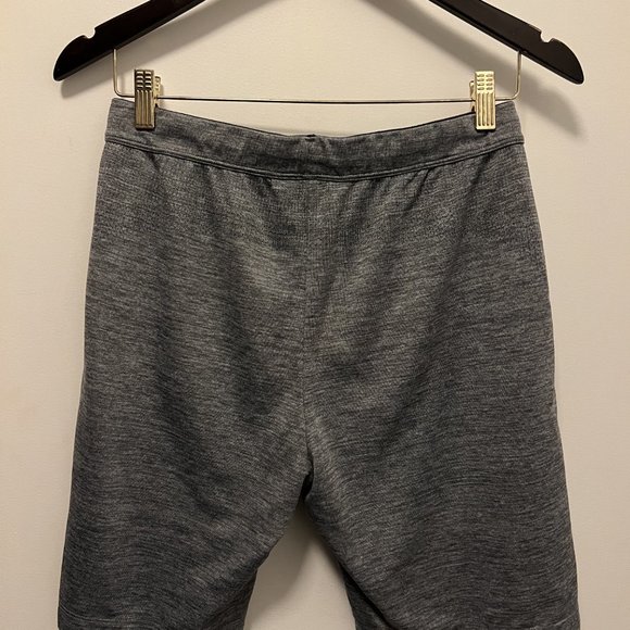 Uniqlo Other - UNIQLO Grey Gym Shorts